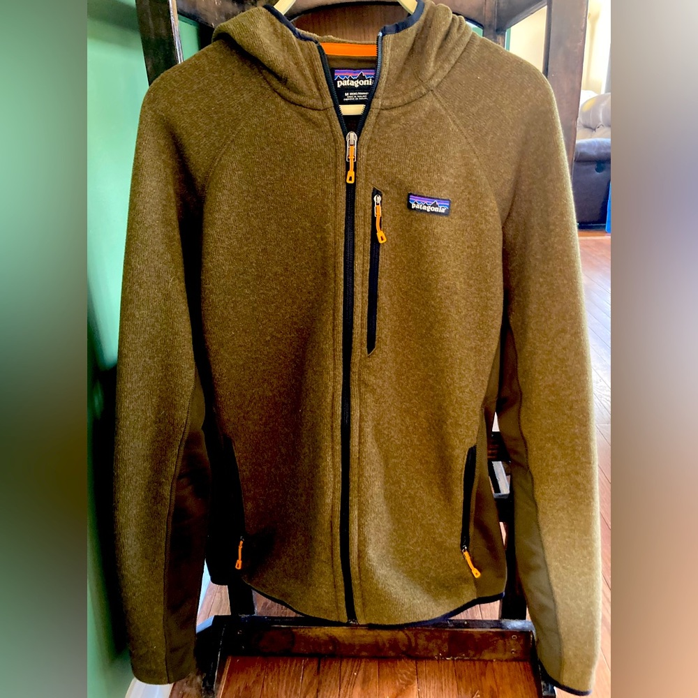 Patagonia dark green hooded full zip better sweater